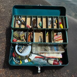 Vintage Simonsen Metal Chicago 2 Tray Multi-Tier Tackle Box Fishing Full RARE